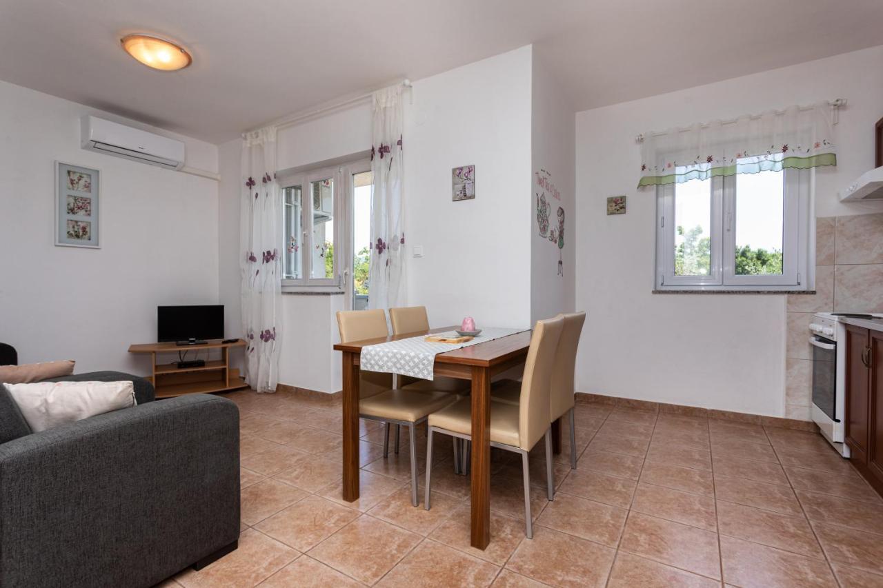 Apartments Katarina Silo (Krk) Exterior photo